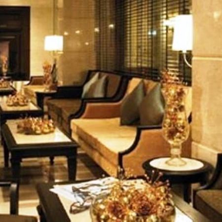 Gulliver'S Tavern Hotel Bangkok Extérieur photo