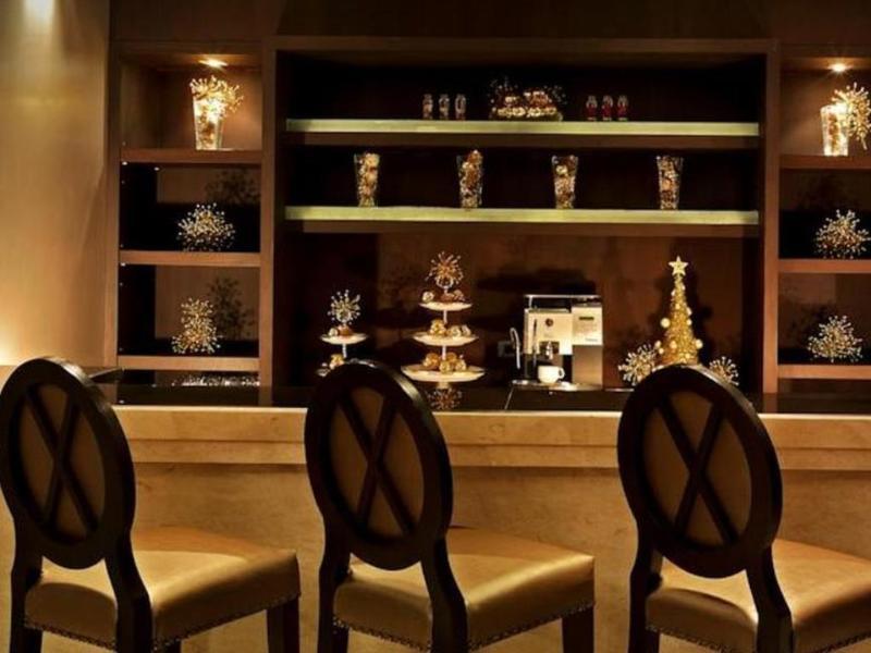 Gulliver'S Tavern Hotel Bangkok Extérieur photo